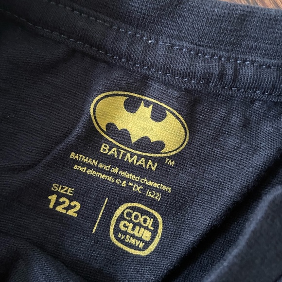 Two Batman tops for boys size S - Picture 4 of 4